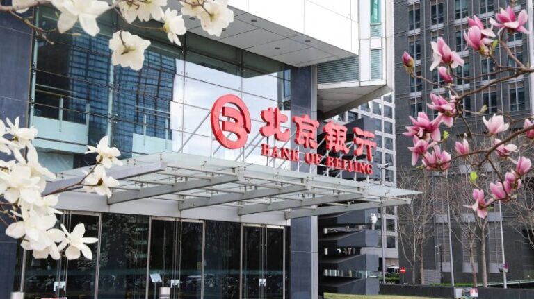 福厦高铁全线铺轨贯通 线路全长277.42公里